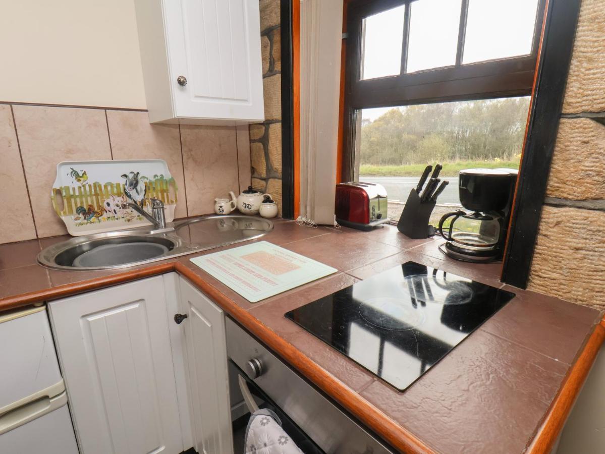 Cow Byre Cottage ウィットビー エクステリア 写真